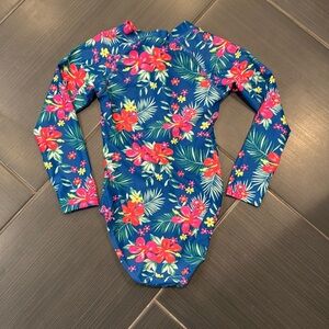 Girls Long Sleeve Rashguard Swimsuit | Size 5/6